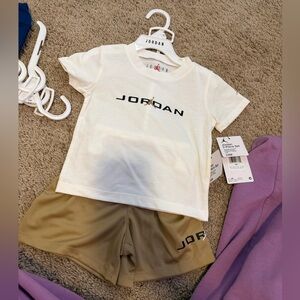 Jordan White and Black 2-Piece Set